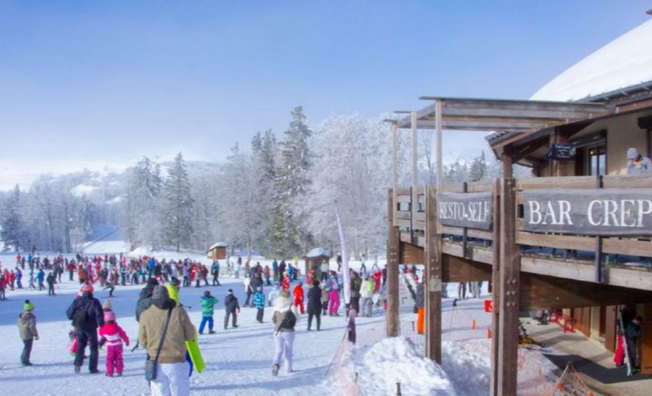Okami Du Vercors Saint-Laurent-en-Royans Exterior photo